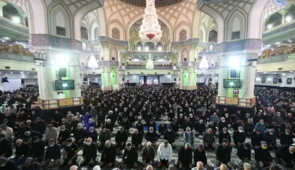 ائمه جمعه استان تهران: سرمایه گذاری در تولید راهکار مقابله با تهدید اقتصادی است