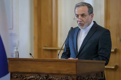عراقچی: جمهوری اسلامی ایران با هرگونه تغییر ژئوپلتیک و تغییر در مرزهای بین&zwnj;المللی مخالف است + فیلم