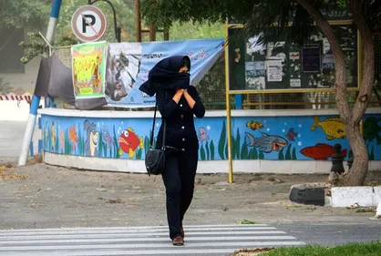 کاهش دمای استان تهران/ احتمال وقوع تندباد موقت در برخی نقاط شمالی