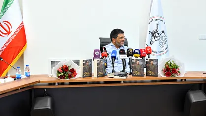 پخش زنده مراسم رونمایی از کتاب &laquo;خوش نقش ۵۷&raquo;؛ در فدراسیون کشتی