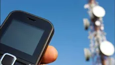 ریشه مقاومت مردمی در نصب سایت‌های BTS علمی نیست / مایکروویو و تلفن همراه امواج بیشتری دارند