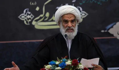 واکنش آیت&zwnj;الله کعبی به مصاحبه پزشکیان درباره مذاکره با آمریکا؛ به رسمیت شناختن تروریستی مثل ترامپ خیانت به ملت ایران است