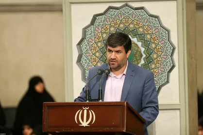 روایتی از دیدار اعضای اندیشکده&zwnj;های علمی کشور با رهبر انقلاب در روز پنجشنبه ۲۲ آذر/ جایگزین تمدن غرب، تمدن توحیدی است