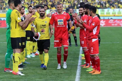رقابت نفس گیر پرسپولیس و سپاهان برای قهرمانی / استقلال، پدیده یا تراکتورسازی؛ کدام تیم&zwnj;ها به آسیا می&zwnj;روند؟!