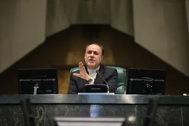 حاجی‌بابایی: قانون تنگه هرمز تنگه هرمز در مجلس اعلام وصول شد + فیلم