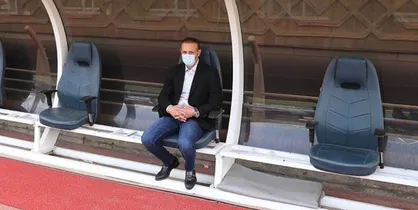 گل&zwnj;محمدی: دلیل گل نشدن موقعیت&zwnj;هایمان، بلندی چمن ورزشگاه بود/ روی غافلگیری گل خوردیم