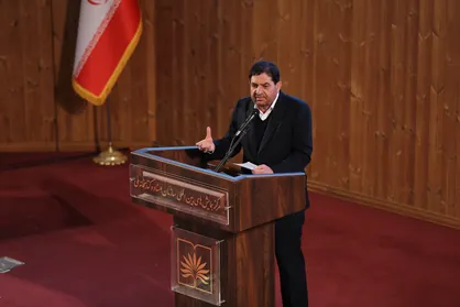 مخبر: از ترسیم افق&zwnj;های بلند نترسید/ بازیگران اصلی حکمرانی نوین شما جوانان هستید