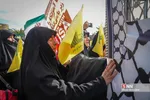 آیین تشییع پیکر شهیده معصومه کرباسی، اولین بانوی ایرانی شهید در راه قدس و حجت‌الاسلام شهید محمد صباحی، امام جمعه کازرون امروز یکشنبه ۶ آبان ۱۴۰۳ با حضور پرشور مردم شیراز برگزار شد.