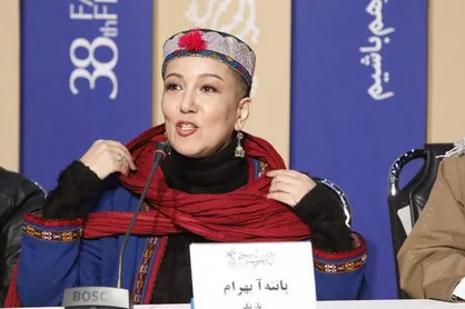 حرکت عجیب پانته&zwnj;آ بهرام در نشست خبری فیلم &laquo;شنای پروانه&raquo;!