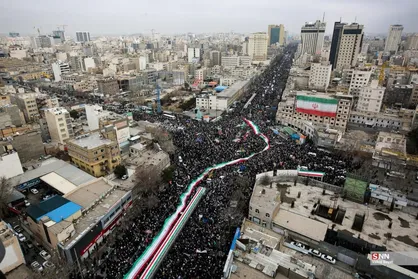 نیویورک&zwnj;تایمز، راهپیمایی ۲۲ بهمن را &laquo;نمایش ایستادگی&raquo; توصیف کرد