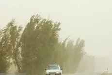 گرد و خاک و گرما در راه تهران
