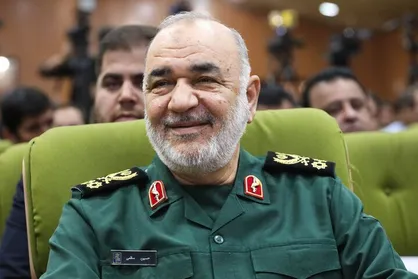 سردار سلامی؛ فرمانده&zwnj;ای برجسته در عرصه علم، جهاد و معنویت