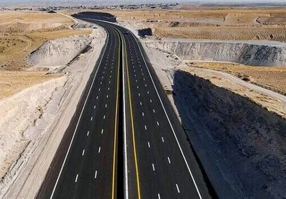 آزادراه&zwnj;های کشور در مسیر بهسازی؛ عملیات نگهداری و ایمن&zwnj;سازی در ۳۱۶۶ کیلومتر از آزادراه&zwnj;ها