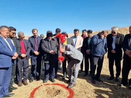 کلنگ&zwnj;زنی شهرک صنعتی کتا؛ گامی برای رونق اشتغال در دنا