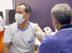 ۱۱۲ میلیون و ۵۹۶ هزار دوز واکسن کرونا تزریق شده است