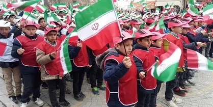 گلبانگ &laquo;انقلاب&raquo; فردا در مدارس کشور طنین&zwnj;انداز می&zwnj;شود