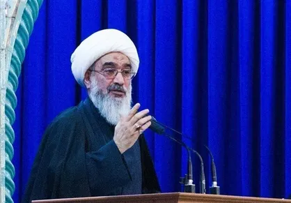 امام جمعه بوشهر: مسئولان باید به دغدغه&zwnj;های معلمان توجه کنند