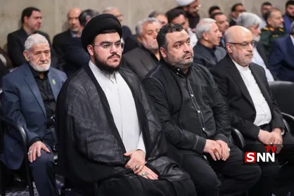 حضور فرزندان شهید نصرالله در مراسم بزرگداشت شهدای خدمت در حسینیه امام خمینی (ره) + عکس