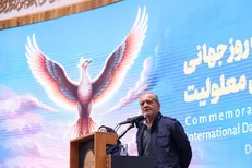 پزشکیان: دشمن نمی‌تواند یک ملت مصمم‌و‌ایستاده را تسلیم‌کند