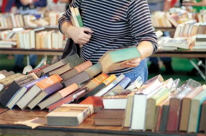 شیعیان بحرین ۱۵ هزار نسخه از آثار مذهبی &laquo;انتشارات براق&raquo; را خریدند
