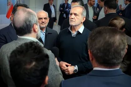 پزشکیان: تحقق رشد اقتصادی ۸ درصد اولویت دولت است / انتظار رئیس&zwnj;جمهور از تولیدکنندگان