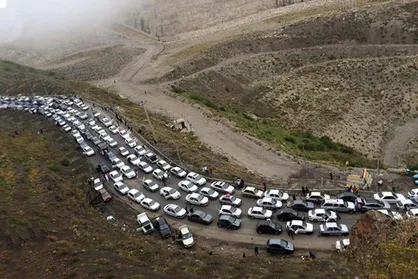 وضعیت جاده&zwnj;های کشور در عصر نهمین روز نوروز/ آغاز بارش باران و وزش باد در جاده&zwnj;های غرب کشور/ ۵ جاده مسدود است