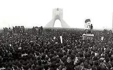 عالم اهل سنت: باید انقلاب را به نسل جدید بشناسانیم + فیلم