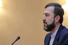 اعتراض شدیداللحن غریب آبادی به عملکرد دوگانه اروپایی‌ها