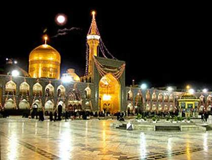 اجرای ویژه برنامه&zwnj;های شب ولادت امام هشتم (ع) در حرم مطهر رضوی