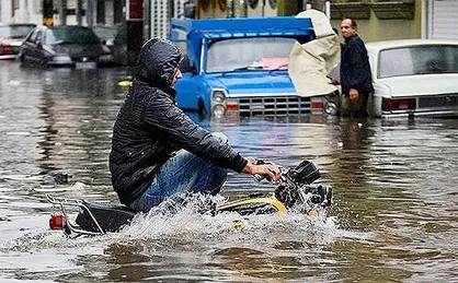 تشدید بارش باران و سیلابی شدن مسیل&zwnj;ها در ۴ استان