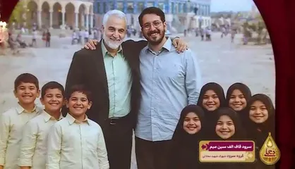ببینید| قاف الف سین میم .... هنوز از اسمتم میترسن! / رجز خوانی در مهدیه معلی با یاد شهید حاج قاسم سلیمانی