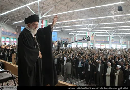 گریه&zwnj; جوانانی که برای صحبت وقت به آن&zwnj;ها نرسید/ استرس آن مدت جذاب بود