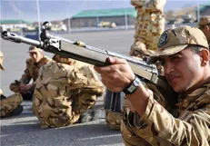 خبر خوش برای سربازان / تراشیدن موی سر با نمره ۴ حذف شد