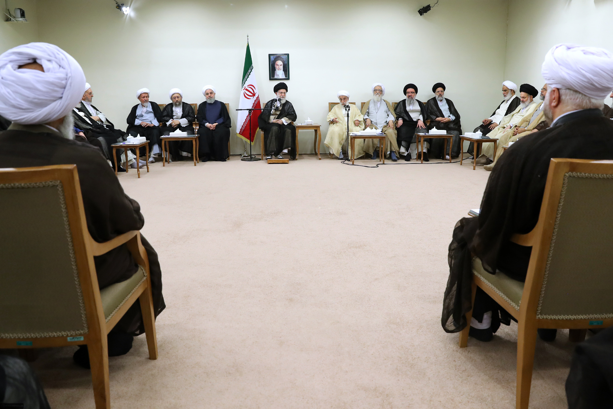 امام خامنه ای