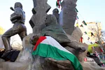 تجمع دانشجویان دانشگاه‌ تهران در اعتراض به معامله قرن