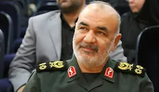 سرلشکر سلامی: نیروی زمینی سپاه نشان داد سرزنده و بالنده است / دشمنان از قدرت آتش رزمایش عبرت بگیرند