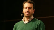 رسانه دشمن به دنبال القای انزوا به جامعه است/ امید واقع بینانه از طریق تولید فناوری اجتماعی نهادینه می‌شود
