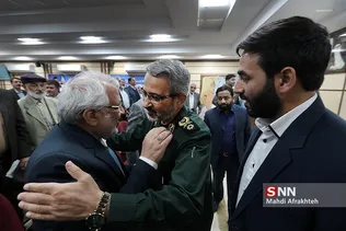 نشست هم اندیشی نقش اصناف و بازاریان در حمایت از کالای ایرانی
