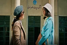 تینا پاکروان پشت ساترا پنهان می‌شود / تاسیان سراسر تحمیق مخاطب و حواشی آن مسموم است