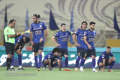 استقلال ۳ ستاره خود را در یک ساعت از دست داد/ یک ستاره استقلال پرسپولیسی می&zwnj;شود