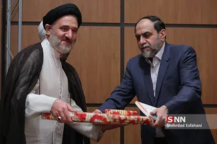 تقدیر از حسن رحیم پور ازغدی عضو شورای انقلاب فرهنگی