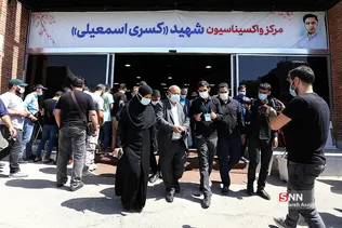 بازدید علیرضا زالی از مرکز واکسیناسیون بسیج دانشجویی