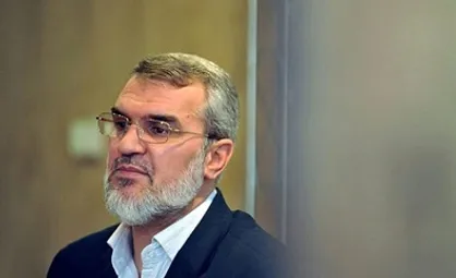 رویانیان: تاج باید عذرخواهی کند