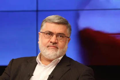 معتمدیان: دولت تلاش می&zwnj;کند در ورودی و خروجی خودرو تعادل برقرار شود و اسقاط خودرو افزایش پیدا کند + فیلم