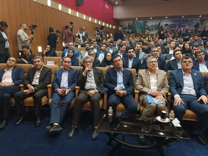 سخنرانی وزیر بهداشت و معاون علمی رئیس جمهور در نمایشگاه ایران هلث ۱۴۰۴+ فیلم