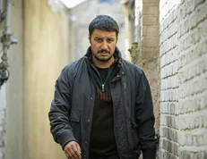 محمد کارت: دوری یکساله جواد عزتی از بازیگری آگاهانه بود/بازگشت با «زخم کاری»