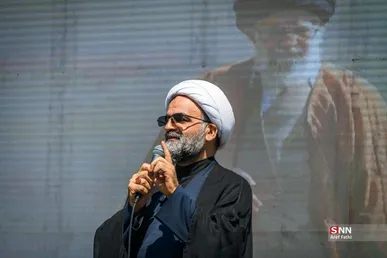 این روایت ۴بامداد میدان انقلاب است / مردمی که با گذشت ۴۳ روز همچنان در سوگ رهبر شهیدشان هستند + فیلم