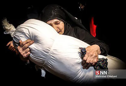 فیلم/ وقتی خبر پیدا شدن شهید عبدالرضا حیدری را پس از ۳۰ سال به مادرش می&zwnj;دهند