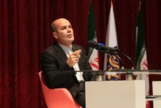 سیاست تنش‌زدایی بود که امیرمؤمنان(ع) را خانه‌نشین کرد/ سیستم اقتصادی کشور نیازمند اصلاح انقلابی است