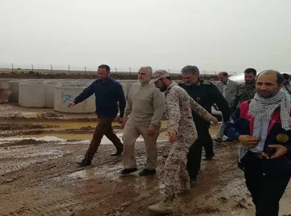 حضور سردار سلیمانی در مناطق سیل&zwnj;زده خوزستان